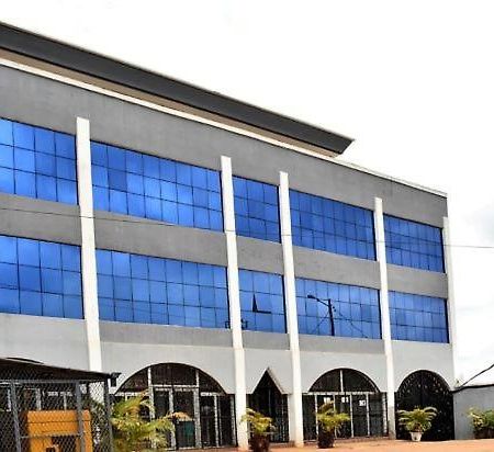 Residence L'Ecrin Yaoundé Exteriör bild