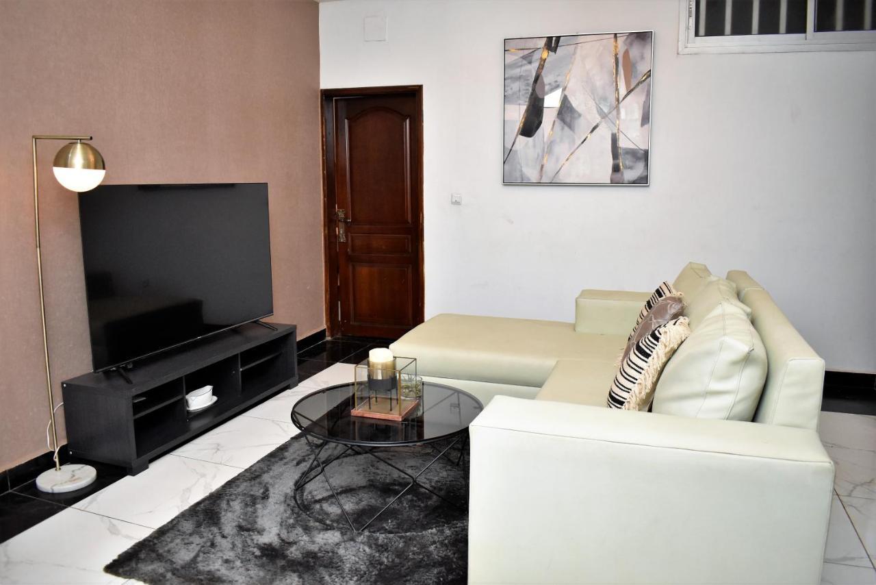 Residence L'Ecrin Yaoundé Exteriör bild