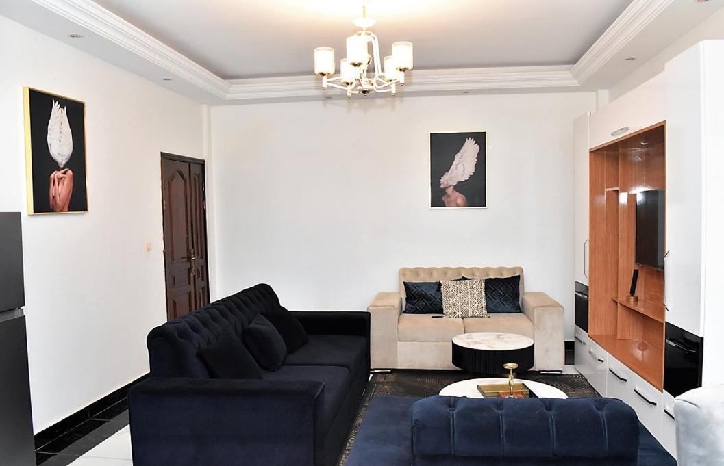 Residence L'Ecrin Yaoundé Exteriör bild