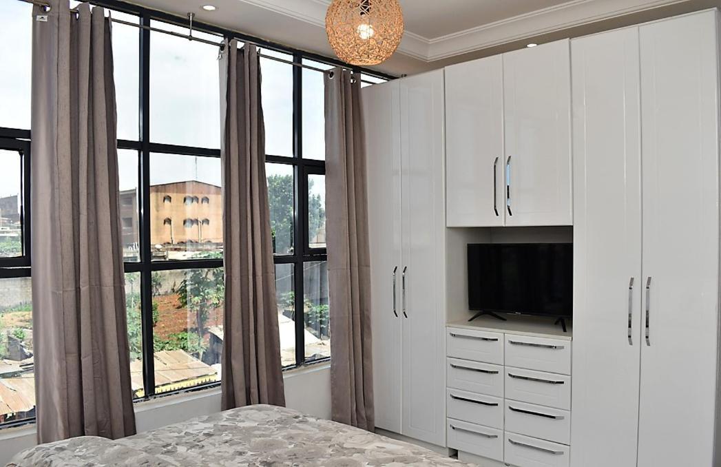 Residence L'Ecrin Yaoundé Exteriör bild