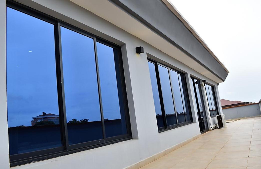 Residence L'Ecrin Yaoundé Exteriör bild